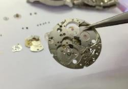 沈阳积家售后维修中心服务-更换配件
